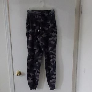 Under armour camo joggers
